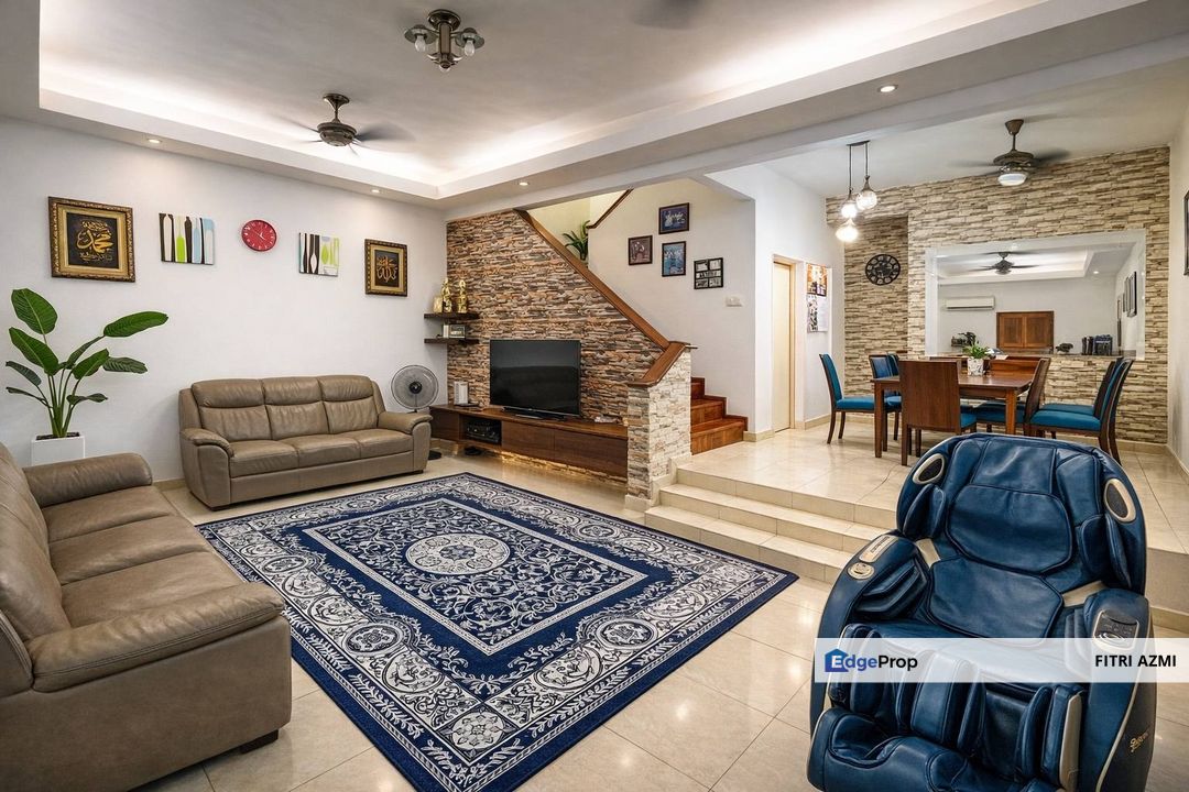 ALAM BUDIMAN SEKSYEN U10 @ SHAH ALAM | DOUBLE STOREY TERRACE HOUSE |  NEAR SCHOOL & SURAU, Selangor, Shah Alam