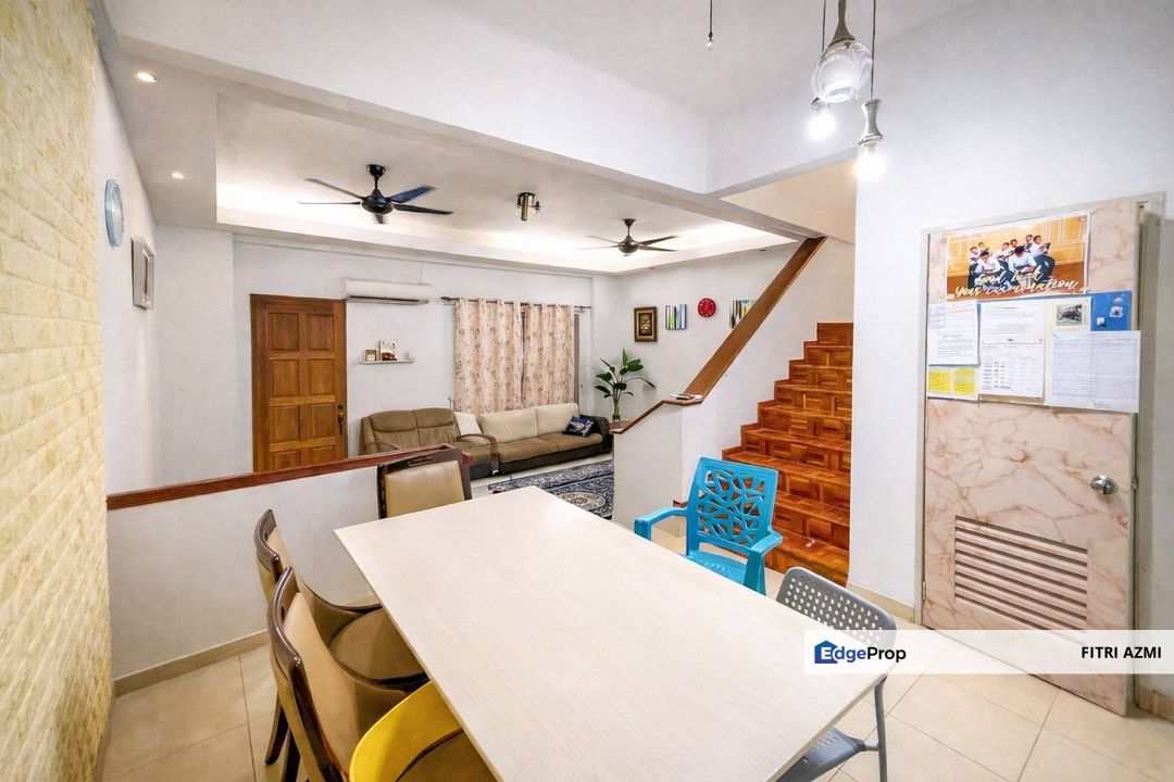 ALAM BUDIMAN SEKSYEN U10 @ SHAH ALAM | DOUBLE STOREY TERRACE HOUSE |  NEAR SCHOOL & SURAU, Selangor, Shah Alam