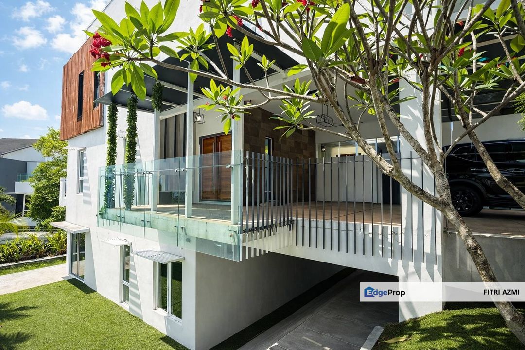 SUNWAY RYMBA HILLS @ KOTA DAMANSARA | TRIPLE STOREY BUNGALOW | RENOVATED | EXTENDED KITCHEN, Selangor, Sunway Damansara