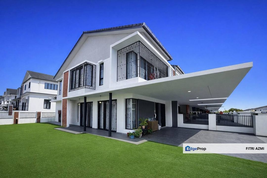 ELMINA GREEN 3 @ SHAH ALAM | DOUBLE STOREY TERRACE HOUSE | END LOT | RENOVATED | FULLY FURNISHED , Selangor, Sungai Buloh