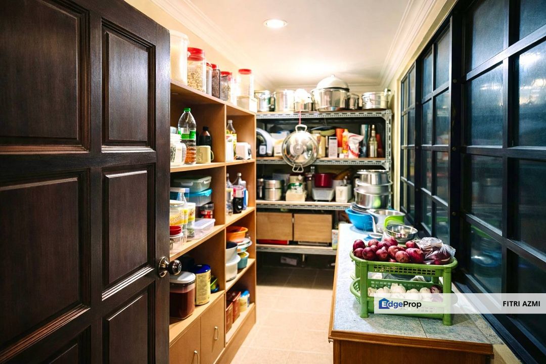 SS 12 @ SUBANG JAYA | SINGLE STOREY TERRACE HOUSE | FREEHOLD | PARTLY FURNISHED | SPACIOUS CAR PORCH, Selangor, Subang Jaya