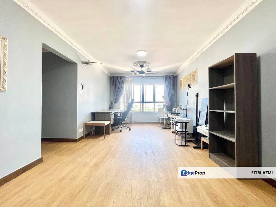 RESIDENSI SUTERA 7 @ TAMAN SUTERA KAJANG | FREEHOLD | RENOVATED | PARTIALLY FURNISHED , Selangor, Kajang