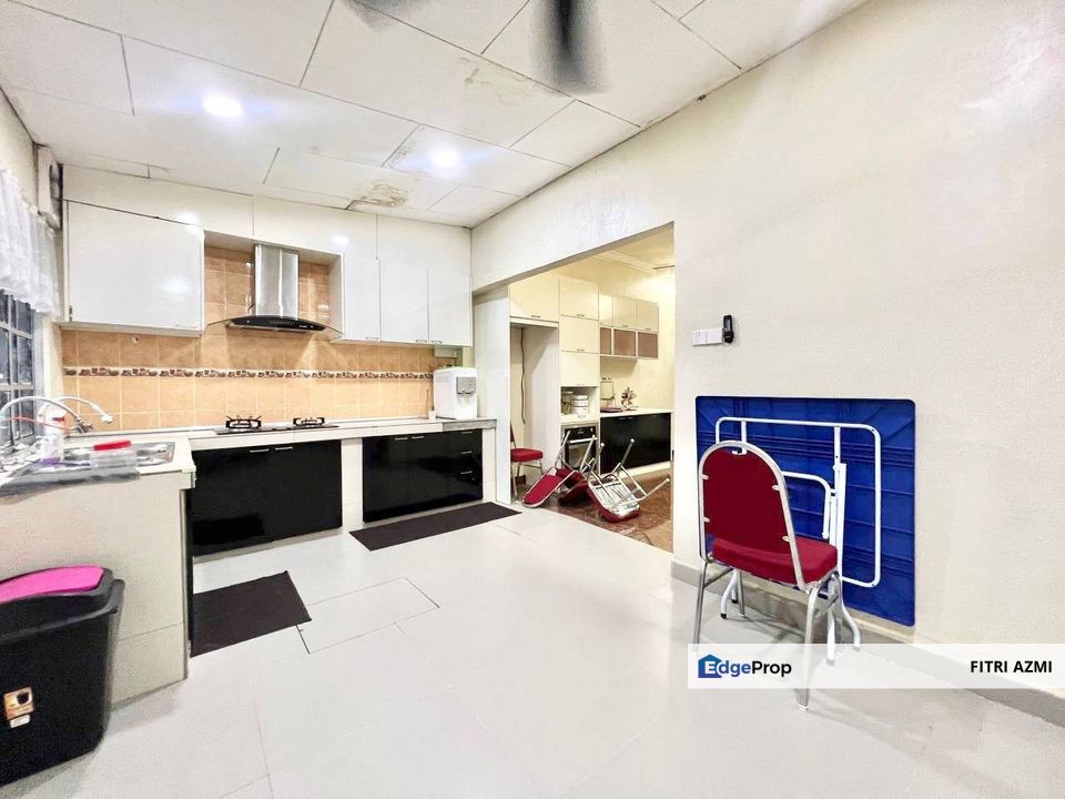 TAMAN RAKAN @ SG LONG KAJANG | DOUBLE STOREY HOUSE | FULLY RENOVATED | PARTIALLY FURNISHED | NEAR MOSQUE 550M , Selangor, Cheras South