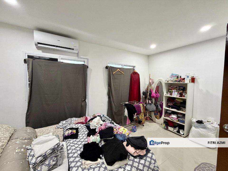 TAMAN KAJANG BARU @ KAJANG | SINGLE STOREY HOUSE | RENOVATED & EXTENDED | PARTLY FURNISHED, Selangor, Kajang