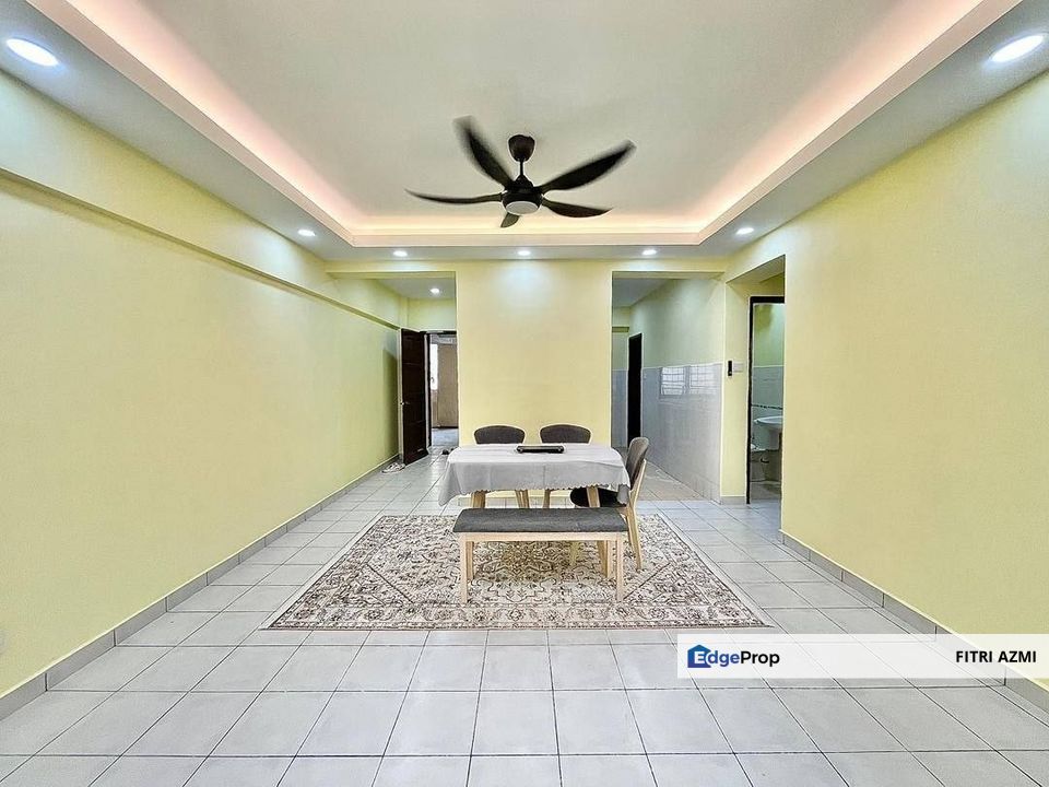 SRI CEMPAKA APARTMENT @ KAJANG | FREEHOLD | RENOVATED | 24HRS SECURITY , Selangor, Kajang