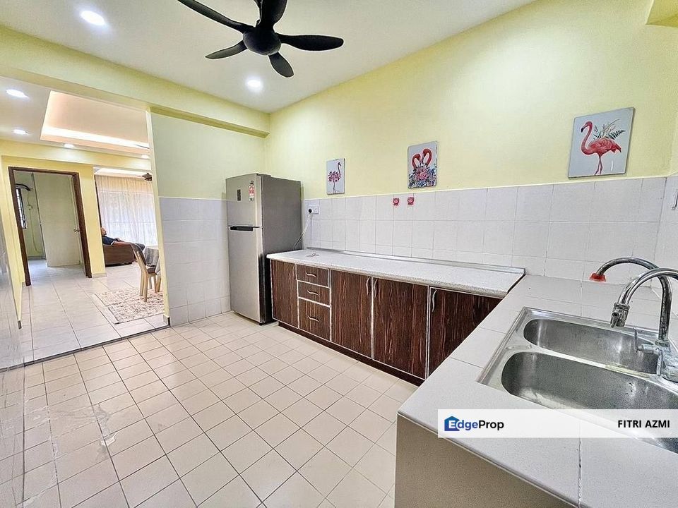 SRI CEMPAKA APARTMENT @ KAJANG | FREEHOLD | RENOVATED | 24HRS SECURITY , Selangor, Kajang
