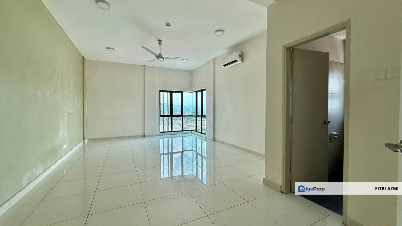 LAKE VISTA RESIDENCE @ BTHO CHERAS | BIGGEST SIZE | CHEAPEST CORNER | DOUBLE SIZE MASTER BEDROOM, Selangor, Cheras