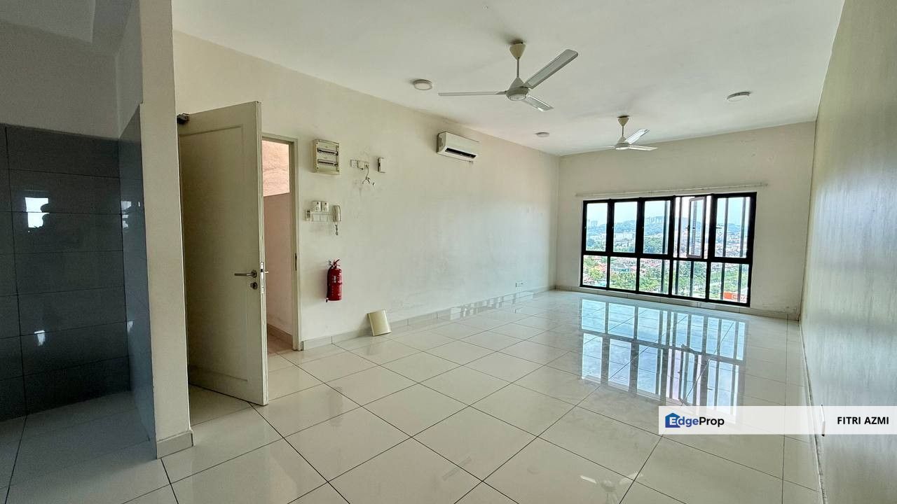 LAKE VISTA RESIDENCE @ BTHO CHERAS | BIGGEST SIZE | CHEAPEST CORNER | DOUBLE SIZE MASTER BEDROOM, Selangor, Cheras