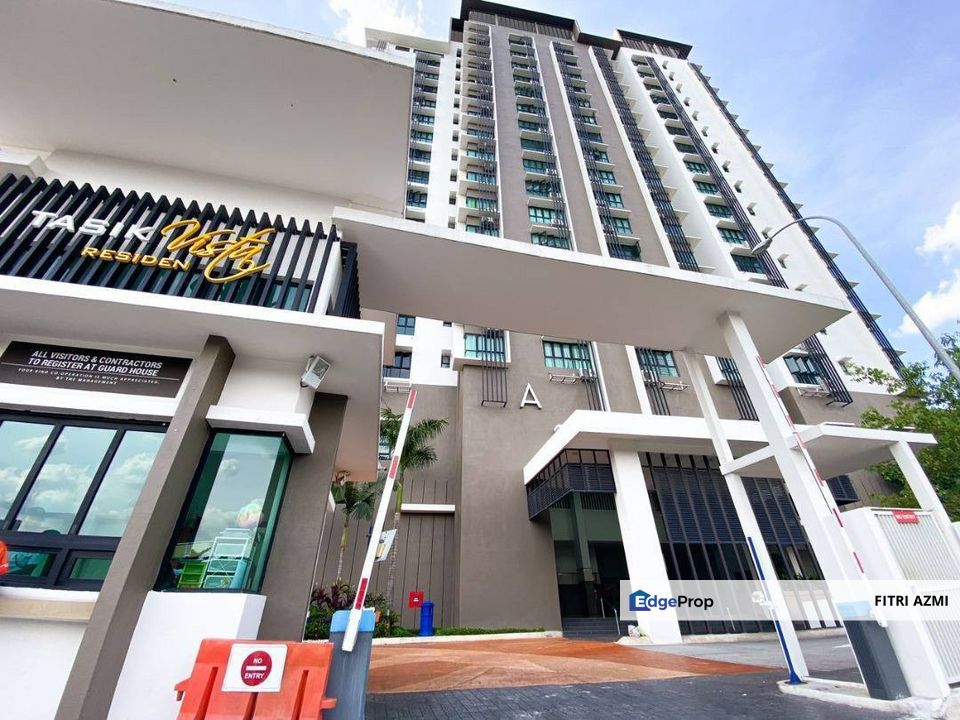 LAKE VISTA RESIDENCE @ BTHO CHERAS | BIGGEST SIZE | CHEAPEST CORNER | DOUBLE SIZE MASTER BEDROOM, Selangor, Cheras