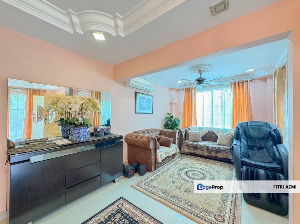 TAMAN EQUINE @ SERI KEMBANGAN | DOUBLE STOREY HOUSE | CORNER LOT | FULLY RENOVATED | GATED & GUARDED , Selangor, Seri Kembangan