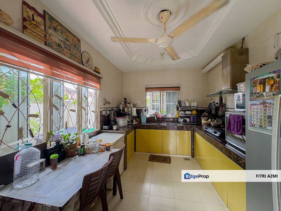 TAMAN EQUINE @ SERI KEMBANGAN | DOUBLE STOREY HOUSE | CORNER LOT | FULLY RENOVATED | GATED & GUARDED , Selangor, Seri Kembangan