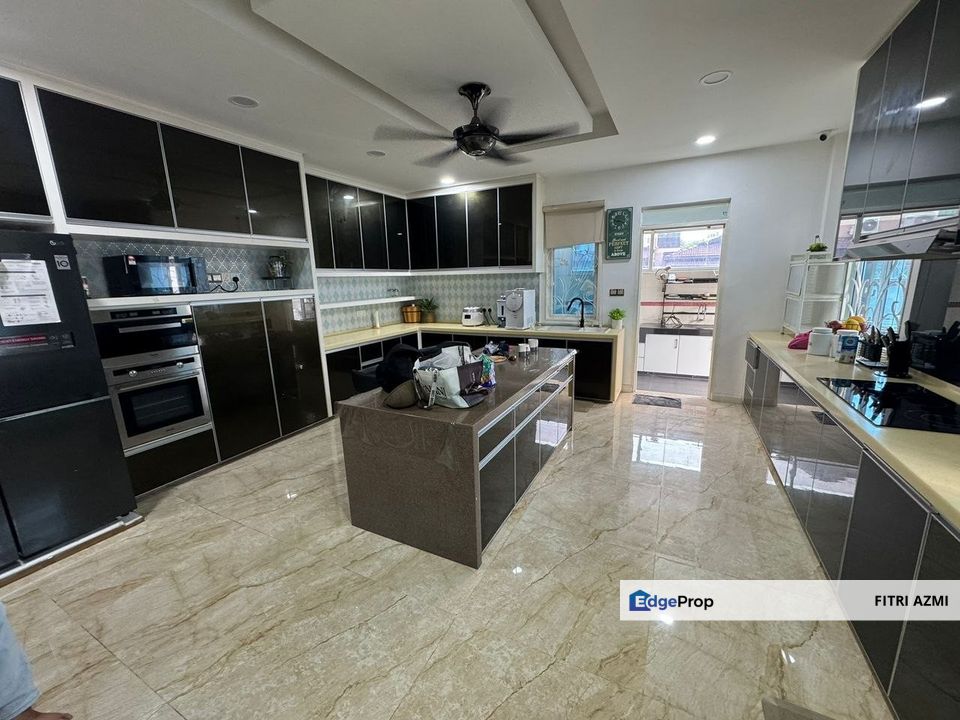 TAMAN AMPANG UTAMA @ KL | BUNGALOW HOUSE | FULLY FURNISHED | GATED & GUARDED | WELL MAINTAINED , Selangor, Ampang