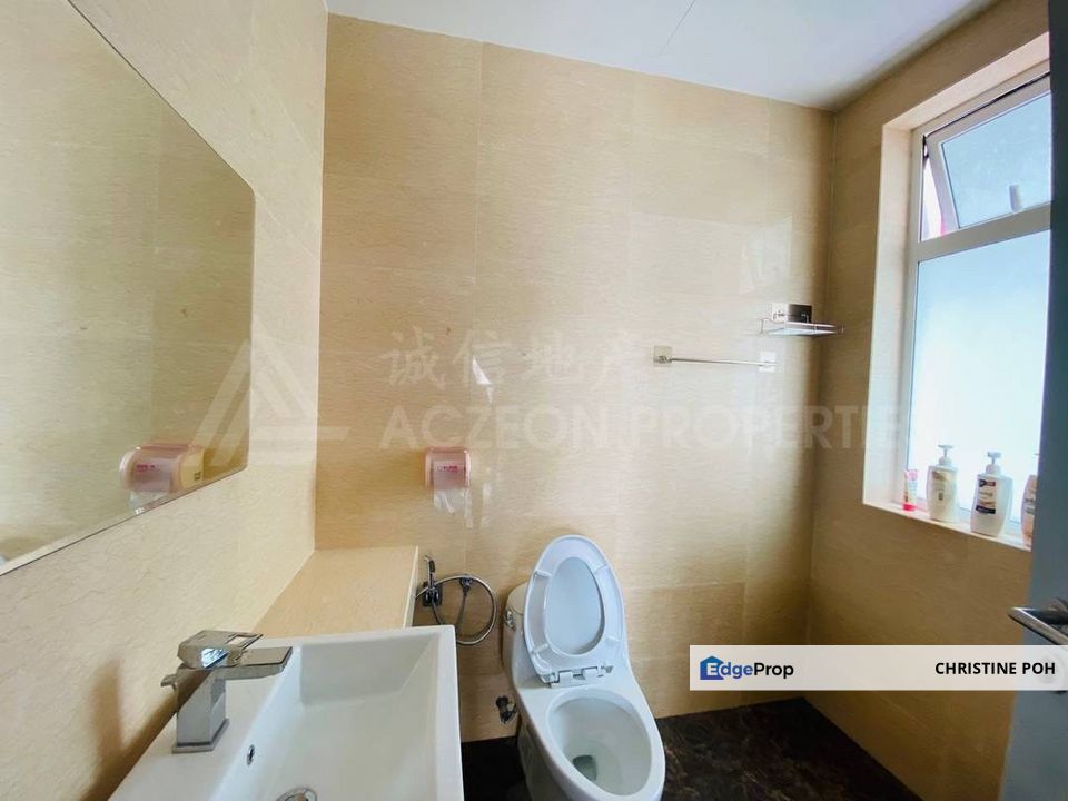 3 Rooms Condo @ Tritowers Walking distance to CIQ, Johor, Johor Bahru