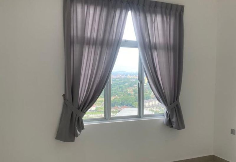 SKS Habitat Apartment, Larkin