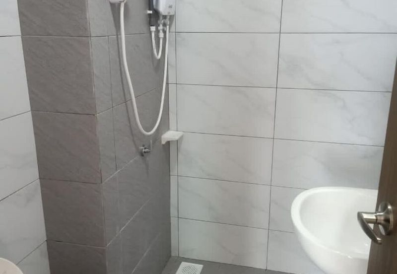 SKS Habitat Apartment, Larkin