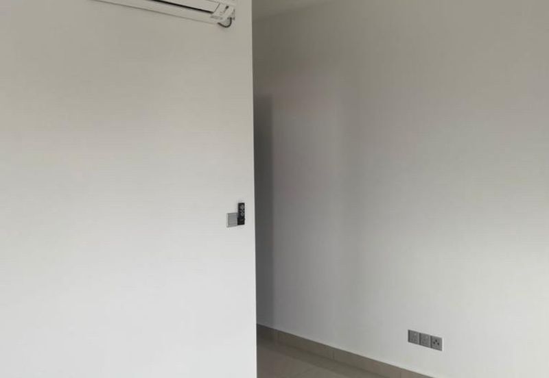 SKS Habitat Apartment, Larkin