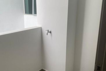 SKS Habitat Apartment, Larkin