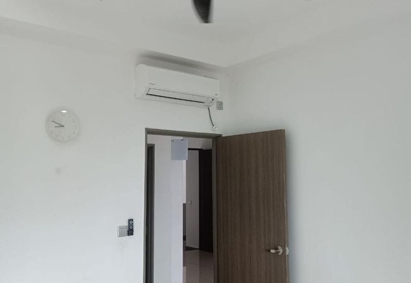 SKS Habitat Apartment, Larkin