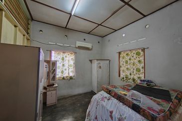 Taman Sri Pekan Nanas