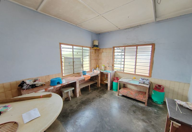 Taman Sri Pekan Nanas