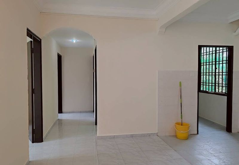 Sri Putra Apartments