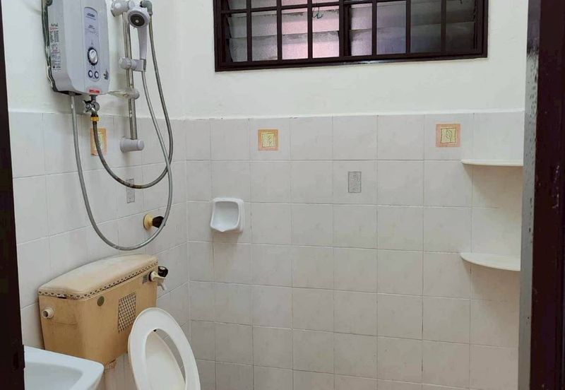 Sri Putra Apartments