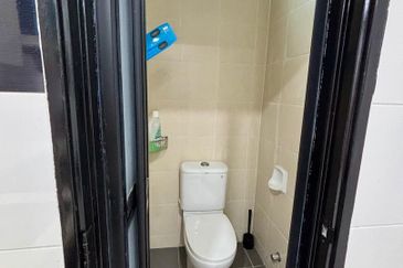 D'Summit Residences @ Kempas Utama