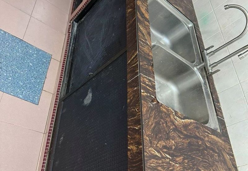 Taman Tampoi Indah II, Villa Ros