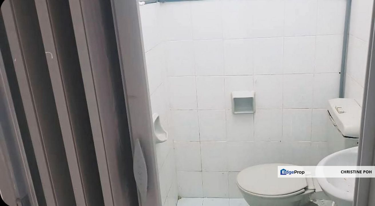 3 Bedroom Townhouse @ Villa Ros Taman Tampoi Indah, Johor, Tampoi