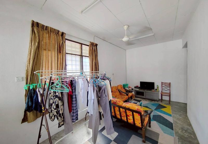 Taman Sri Pekan Nanas