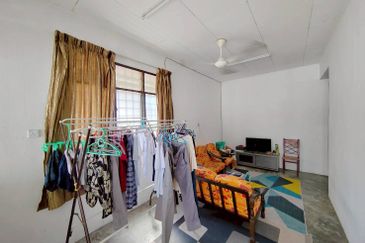 Taman Sri Pekan Nanas