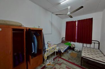 Taman Sri Pekan Nanas