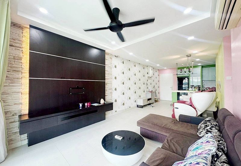 D'Larkin Residence (Delima Larkin)