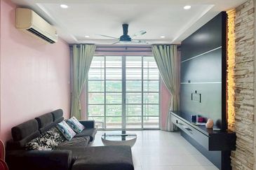 D'Larkin Residence (Delima Larkin)