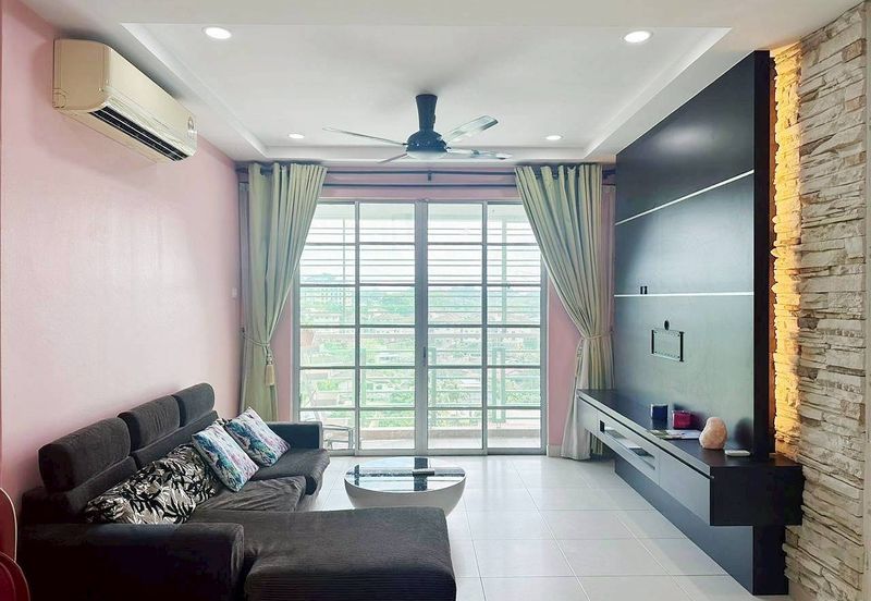 D'Larkin Residence (Delima Larkin)