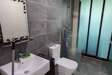 Almas @ Puteri Harbour