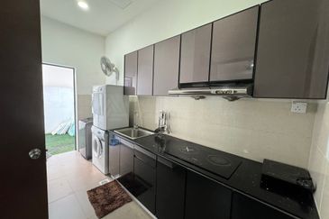 Winter Pavilion @ Taman Nusa Sentral