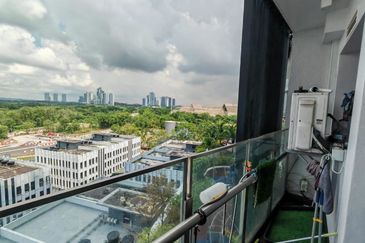 Almas @ Puteri Harbour