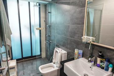 Almas @ Puteri Harbour