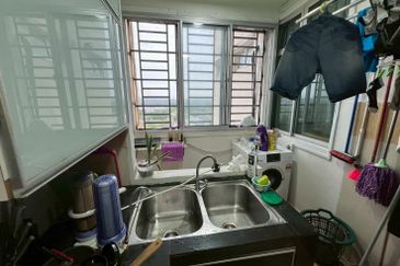 Indah Court Apartment