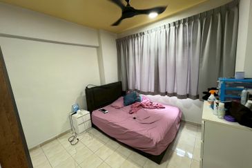 Indah Court Apartment