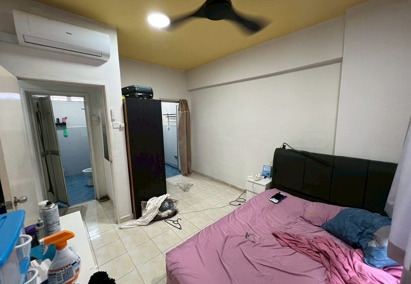 Indah Court Apartment