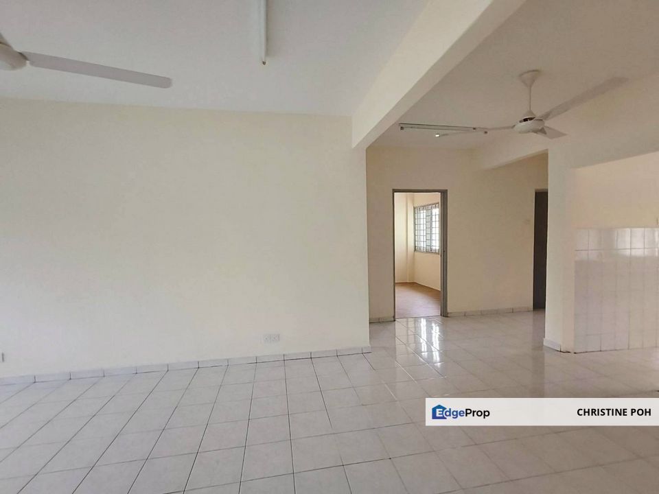 3 Rooms Condo @ Lily & Jasmine Apartment, Tampoi, Johor, Tampoi