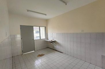 Lily & Jasmine Apartment