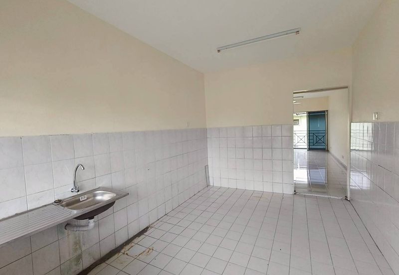 Lily & Jasmine Apartment