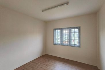 Lily & Jasmine Apartment