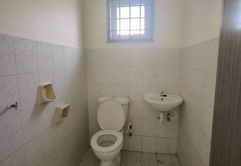 Lily & Jasmine Apartment