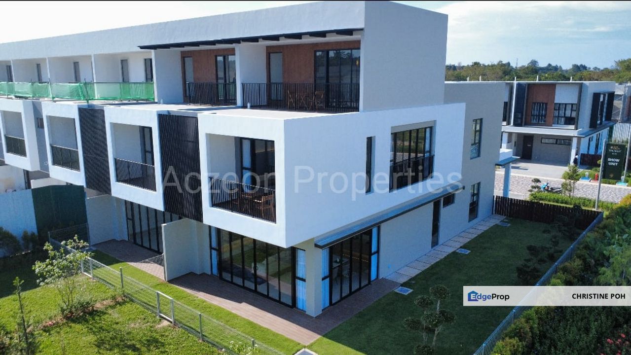 3 Storey Terrace @ The Kews Leisure Farm, Johor, 