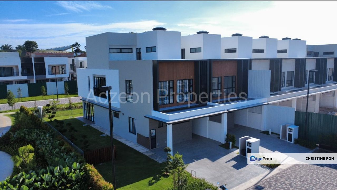 3 Storey Terrace @ The Kews Leisure Farm, Johor, 