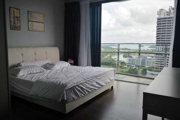 Almas @ Puteri Harbour